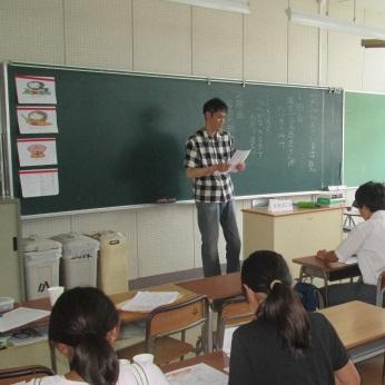 地域密着、大人と子どもがいっしょに学ぶ漢字教室