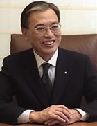 前田 新造 氏