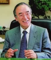 三村 明夫 氏