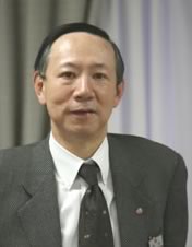 鈴木 弘治 氏