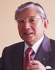 和地 孝 氏