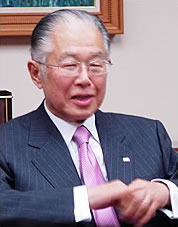 北島 義俊 氏