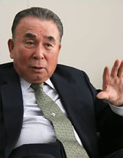 岡部 敬一郎 氏