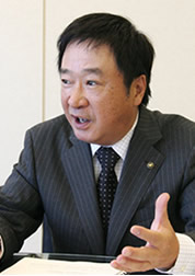 梅村 充 氏