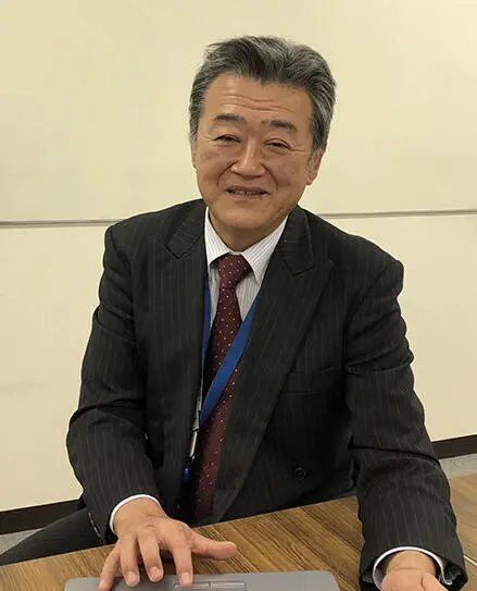 インタビュイー