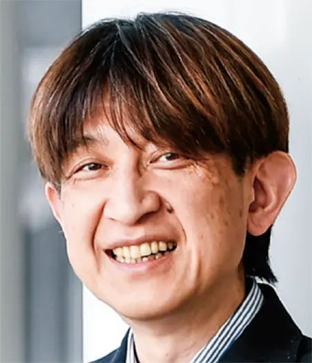 伊藤　貴之　先生　お顔写真